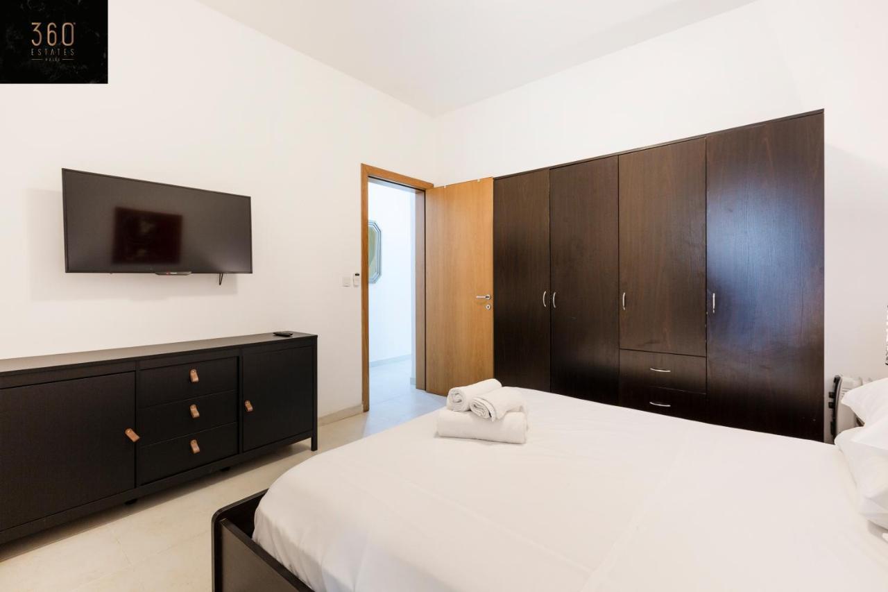 Centre Paceville Apt With Terrace, Bbq & Wifi By 360 Estates San Julián Exterior foto
