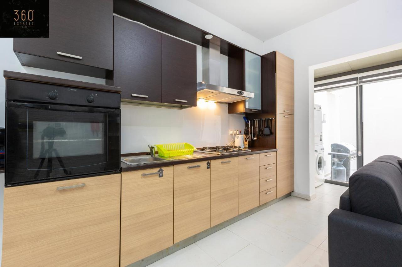 Centre Paceville Apt With Terrace, Bbq & Wifi By 360 Estates San Julián Exterior foto